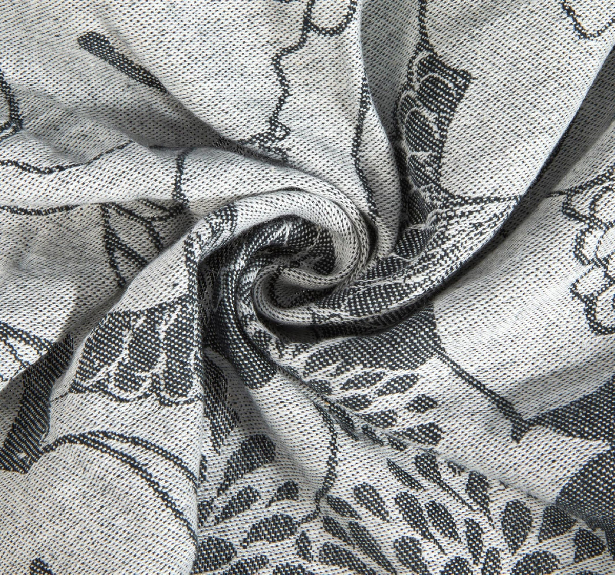 HOPEDIZ ring sling for carrying a baby