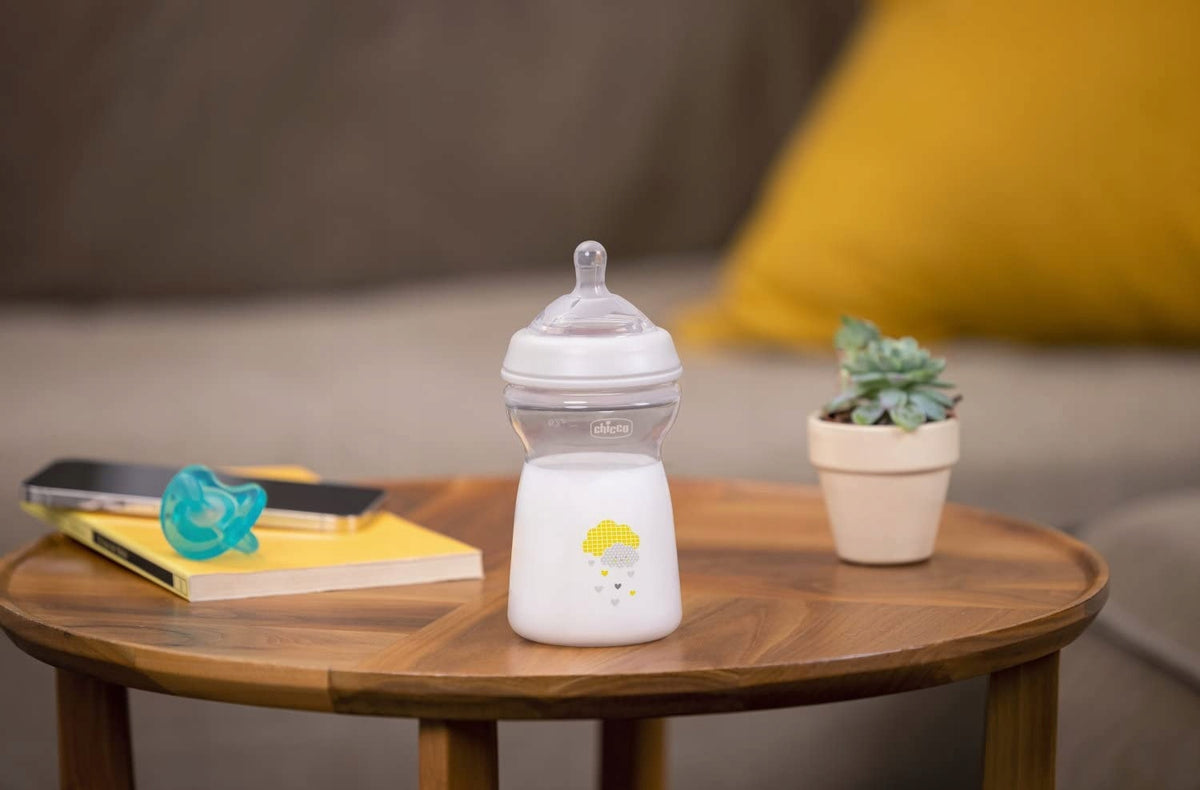 CHICCO NaturalFeeling bottle 330 ml 6 m+ fast flow