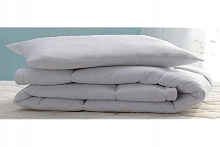 DOMIVA quilted blanket