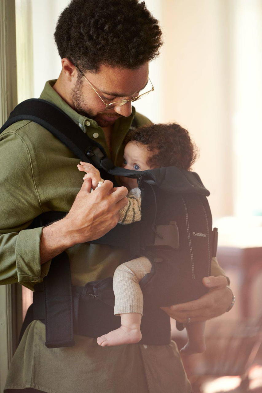 BABYBJORN ONE ergonomické nosítko 3,5-15kg