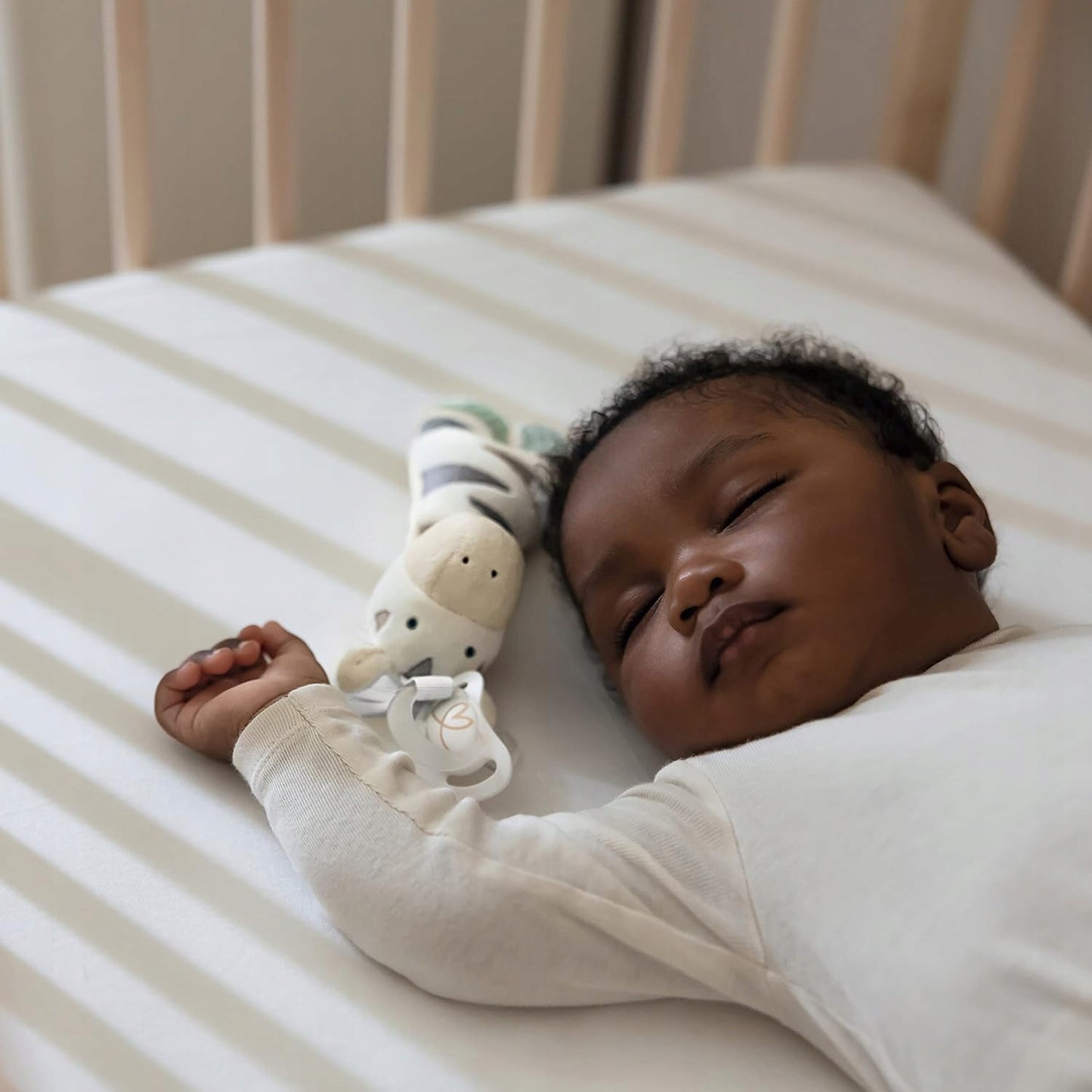 NUK Little Friendsoother with cuddly toyage 0-6colour whitezebra height 17 cmsoother plastic, siliconecuddly