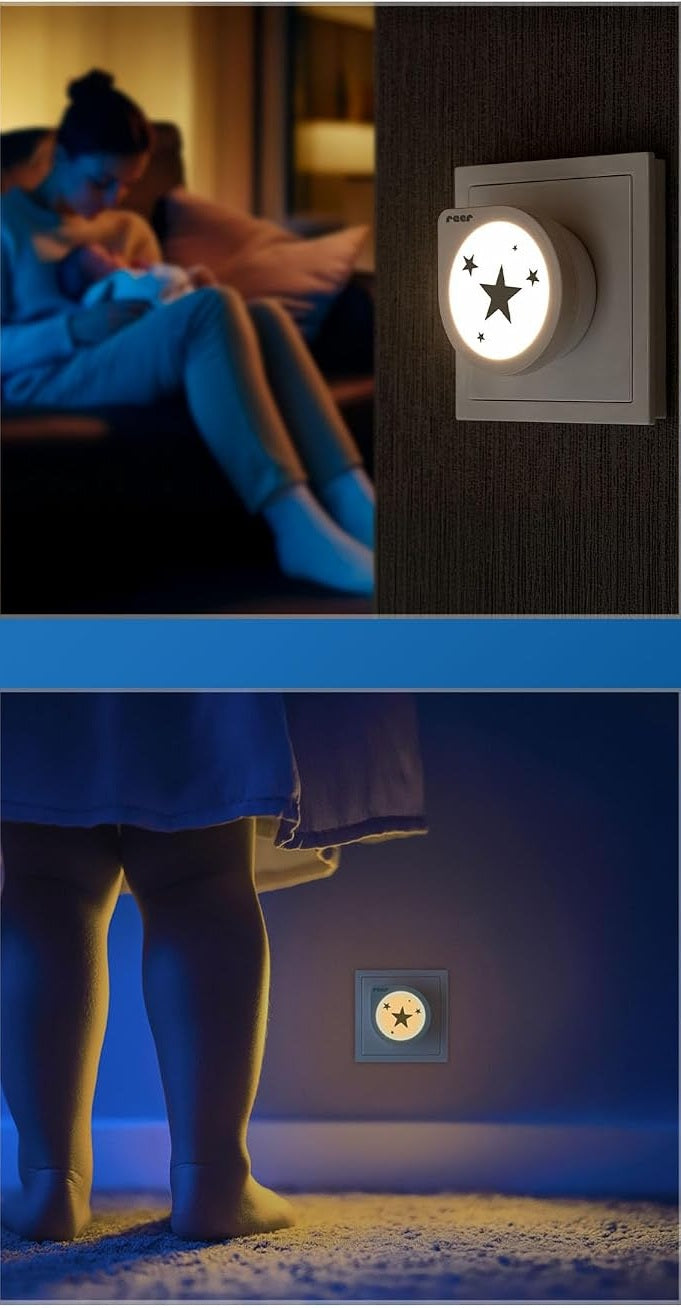 Kolaż dwóch przykładów lampki Reer NightGuide Star w gniazdku, przy karmieniu i przy podłodze.
