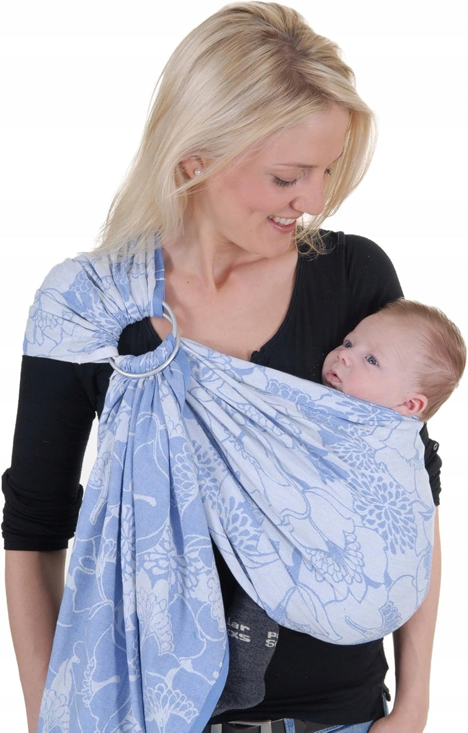 HOPEDIZ ring sling for carrying a baby