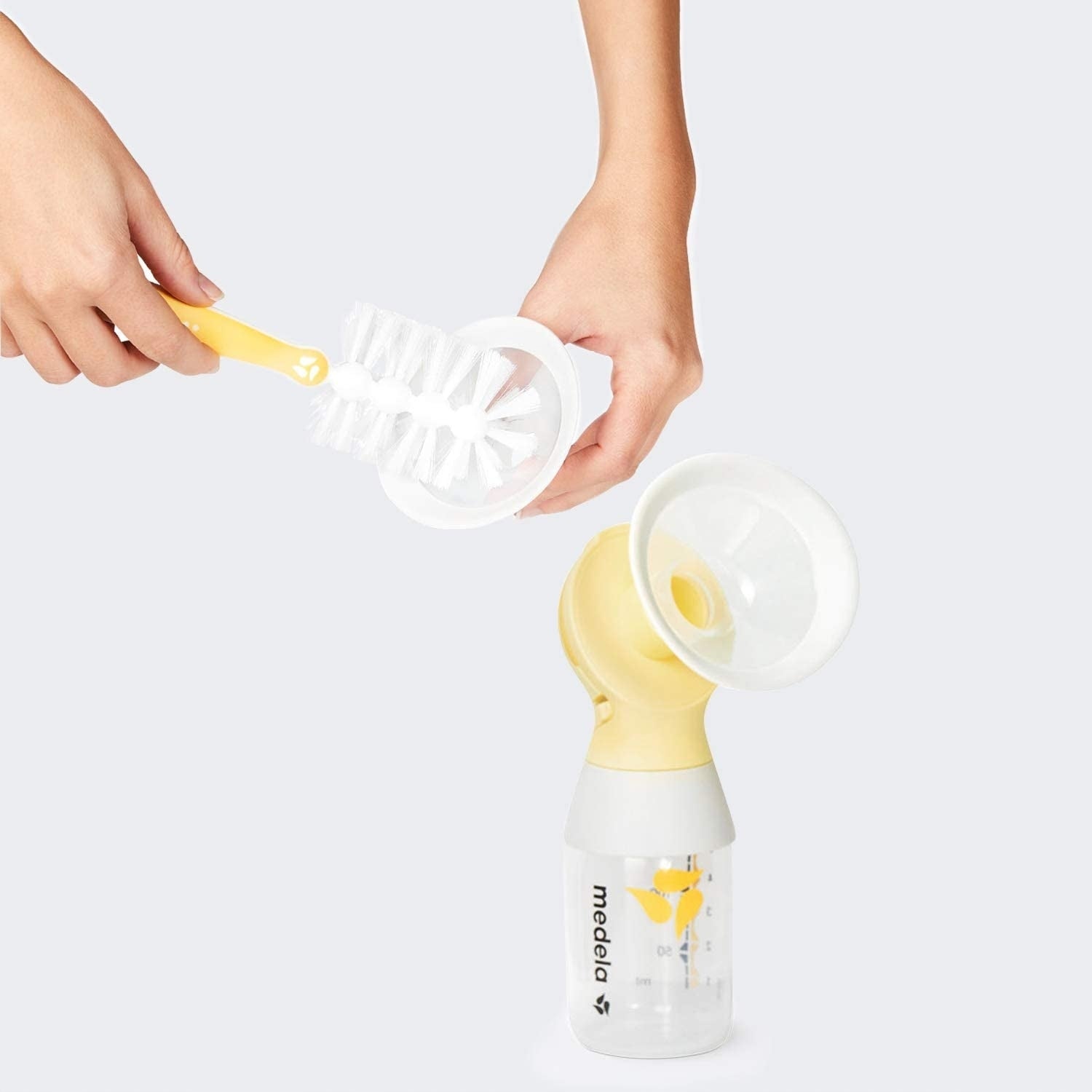 MEDELA Swing Maxi Flex dvojitá 2-fázová odsávačka mliekaU1