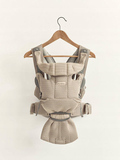 BABYBJORN Airy Mesh ergonomické nosítko 3,5-12kg