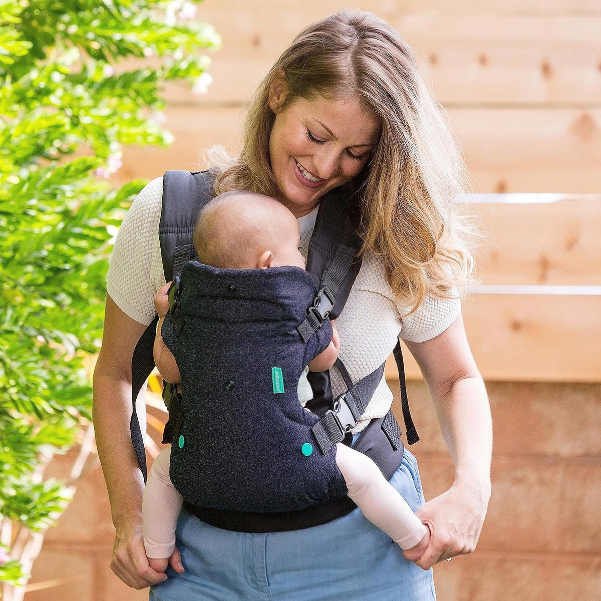 INFANTINO FLIP 4v1 ergonomické nosítko 3,5 - 14,5 kg