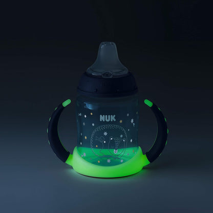 NUK Learner Cup ποτηράκι 150 ml με ένδειξη θερμοκρασίας ΠΟΥ ΛΑΜΠΕΙ ΣΤΟ ΣΚΟΤΑΔΙ – φωτογραφία προϊόντος 4