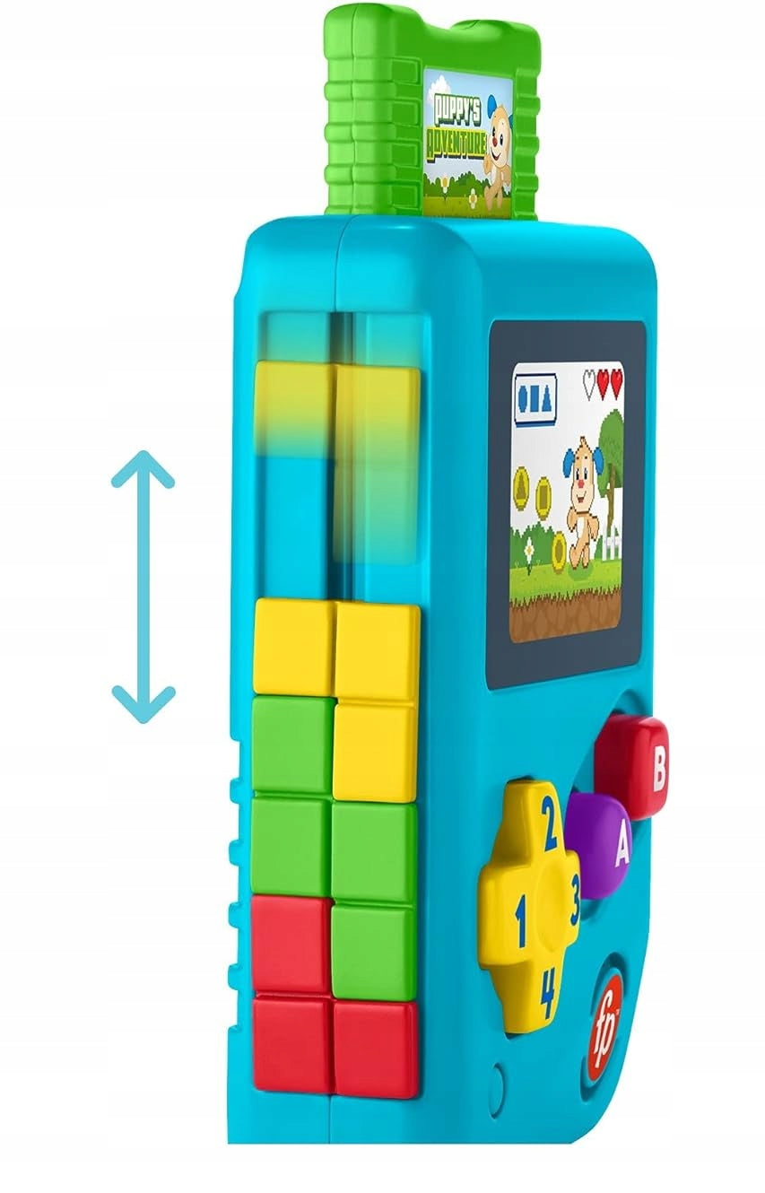 Bok konsoli Fisher-Price Lil Gamer z kolorowymi przyciskami i narysowaną niebieską strzałką.