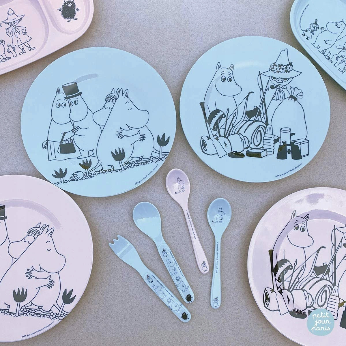 PETIT JOUR PARIS Set of dishes. - Plate, cup, cup, fork