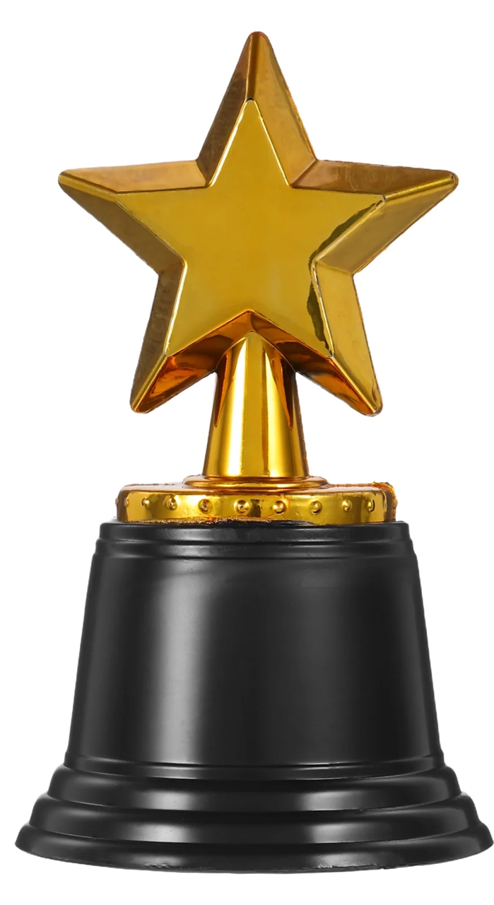 TODDMOMY trophy figurine