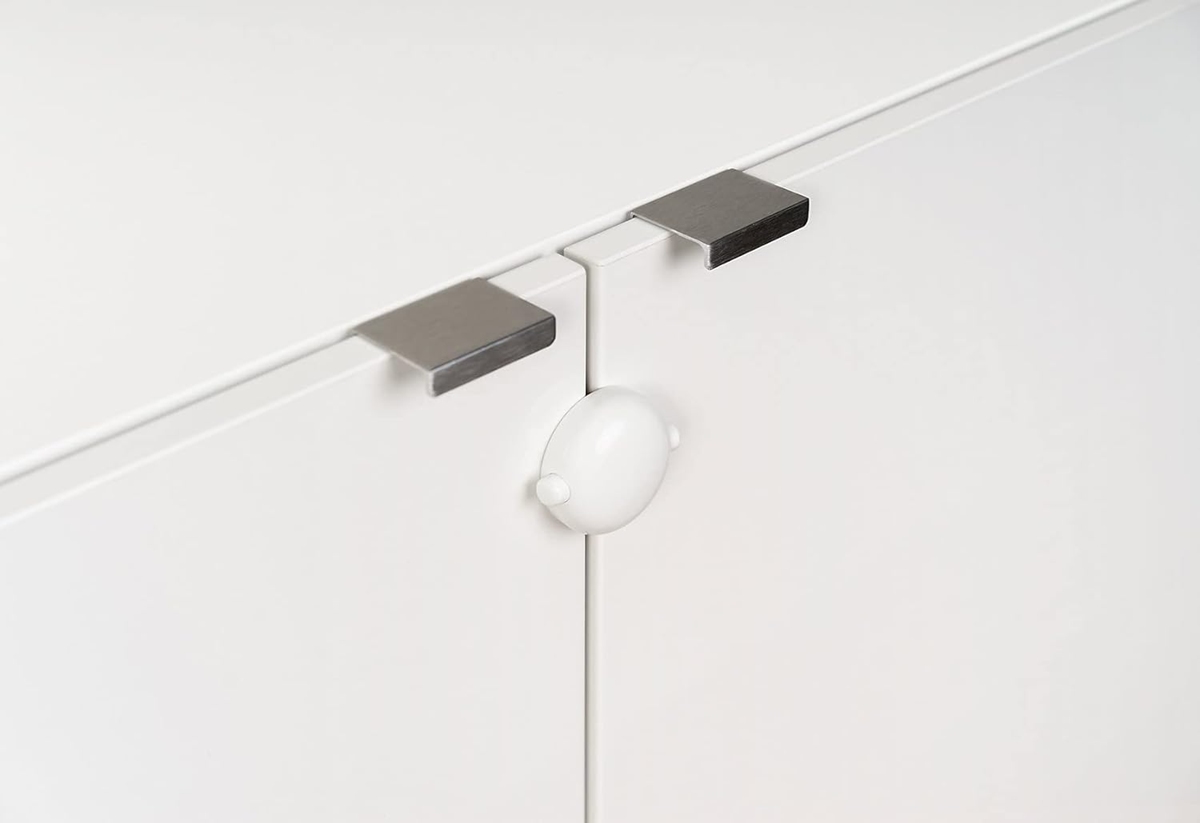 REER double-door cabinet locks, 1 piece