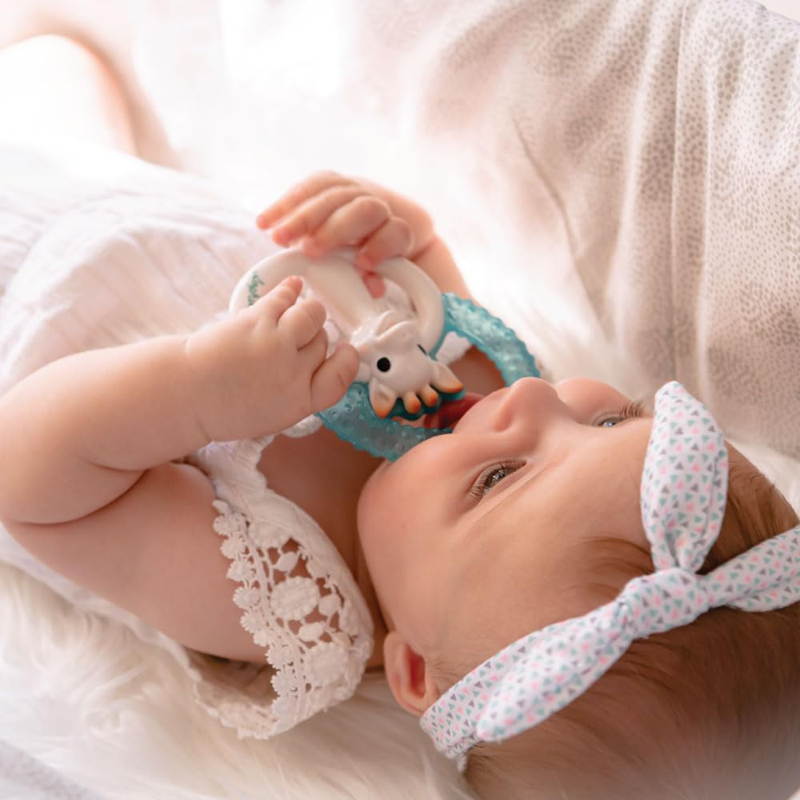 VULLI Sophie the Giraffe cooling teether