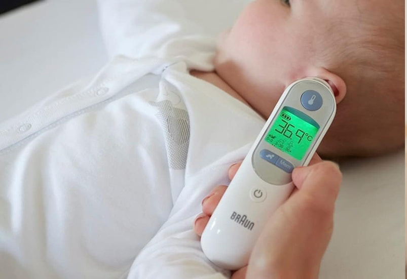 BRAUN ThermoScan 7 digital ear thermometer