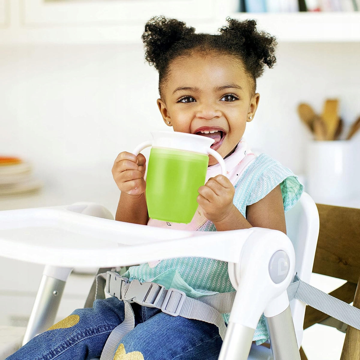 MUNCHKIN Miracle 360°-Becher 6 Monate+ 207 ml – Produktbild 3