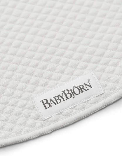 BABYBJORN śliniak do nosidełka x2 – zdjęcie produktu 3