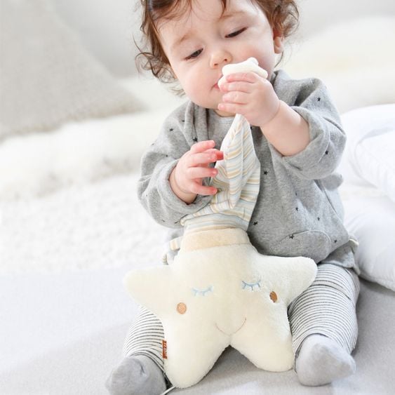 Fehn BabyLOVE hvězdička s hracím strojkem 22 cm