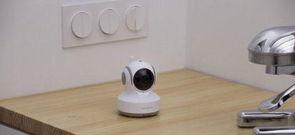 AVAILAND FollowBaby 3.5" remote-controlled digital baby monitor
