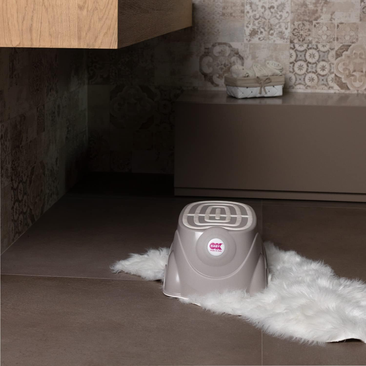 OKBABY Herbie step stool for children