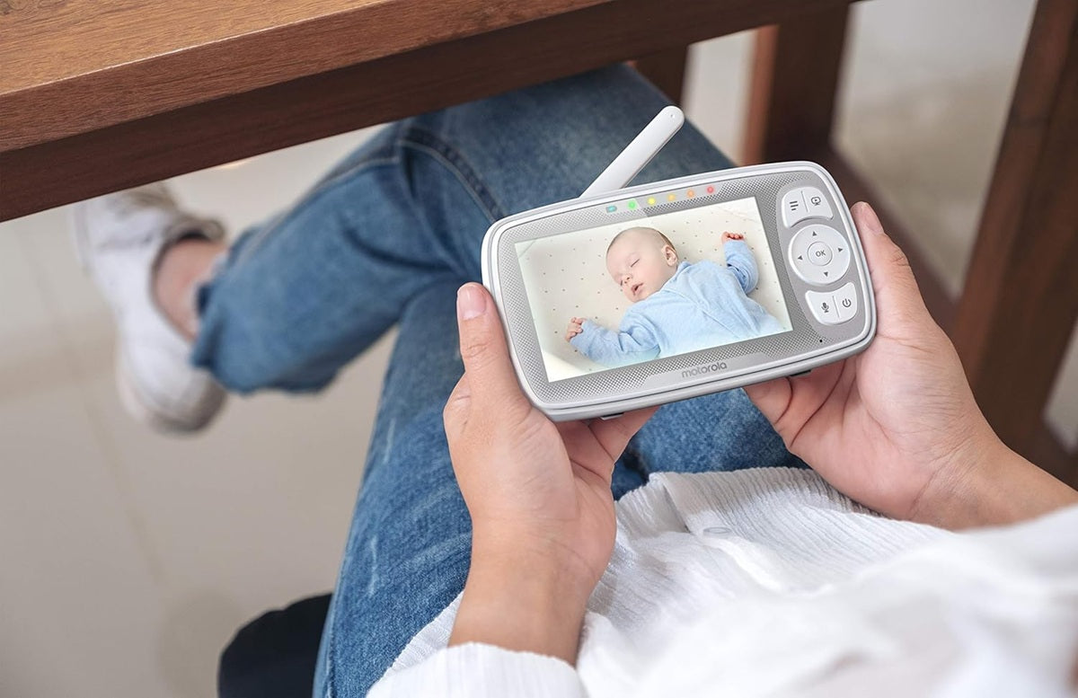 MOTOROLA Easy44 Connect digitální elektronická chůvička 4,3" FHSS aplikace