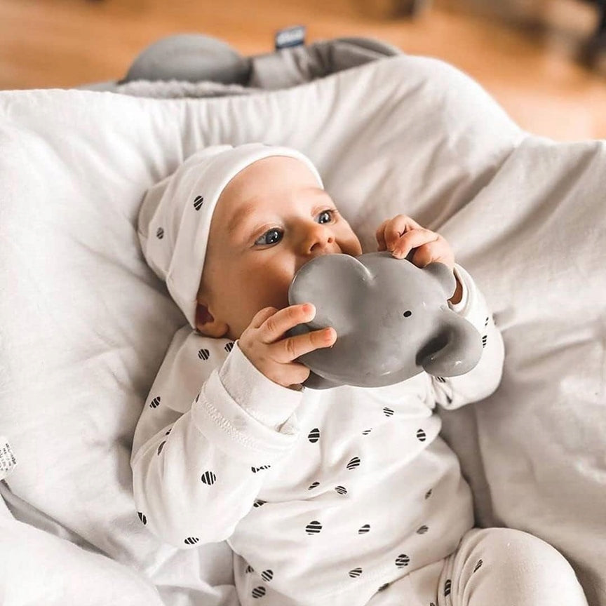 TIKIRI elephantTeether, bath toy with rattleage 0 +colour greywidth 7.5 cm, length 11.5 cm, height 9