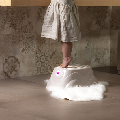 OKBABY Herbie step stool for children