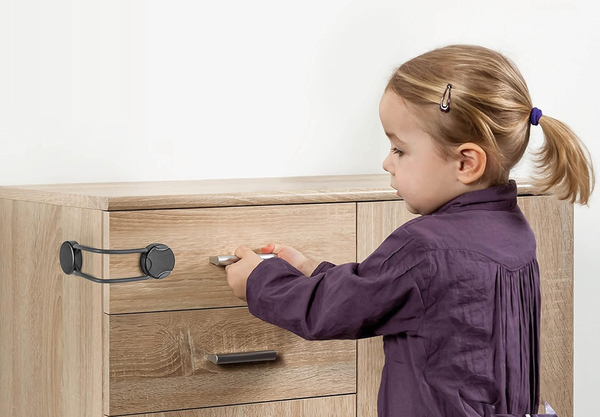 REER Multi-Sicherung cabinet and drawer lock