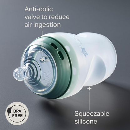 TOMMEE TIPPEE Closer to Nature SOFT FEEL SILICONE silicone anti-colic bottle