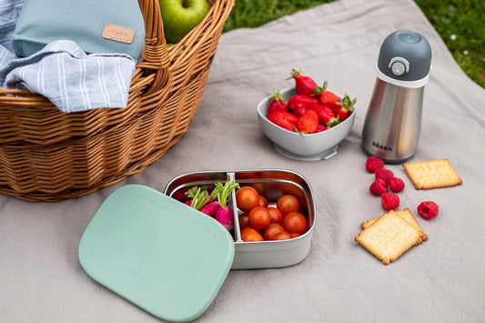 BEABA Svačinový box lunchbox NEREZOVÁ OCEL 760ml s přihrádkami