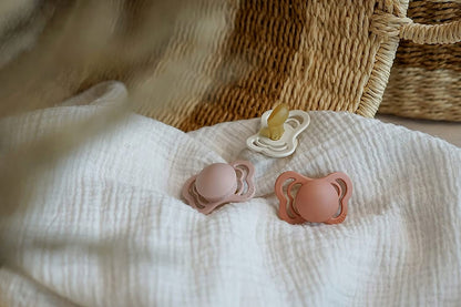 BIBS COUTURE dudlíky uklidňující SILIKON 0-6 měsíců ANATOMICKÝ