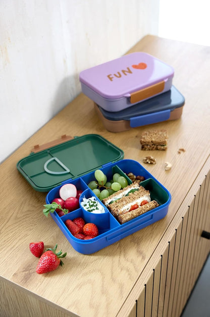 LÄSSIG Bento rekeszes uzsonnásdoboz 17 × 21 cm Szivárvány – termékfotó 6