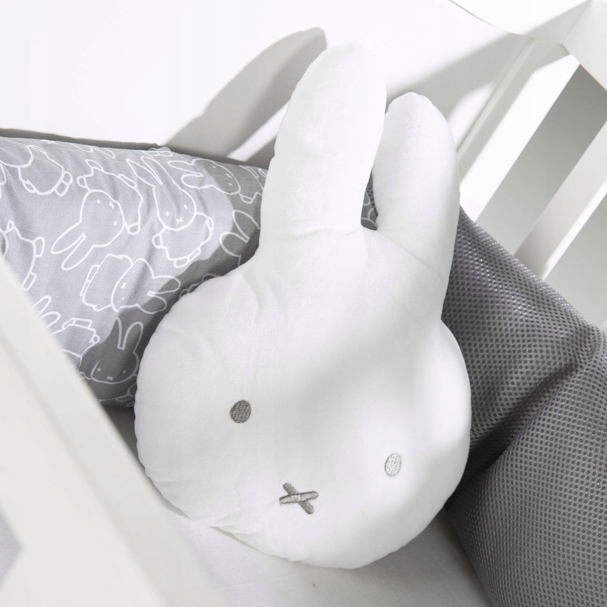 ROBA Miffy dekorativní polštář 30 x 20 cm