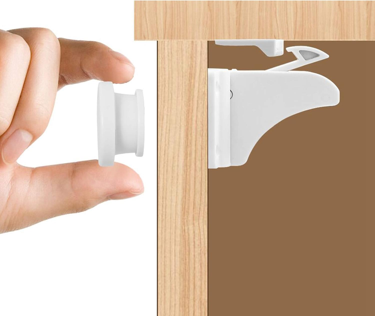 TUSUNNYcabinet and drawer protectionset of 8 piecescolour whiteNEW conditionNo original packaging
