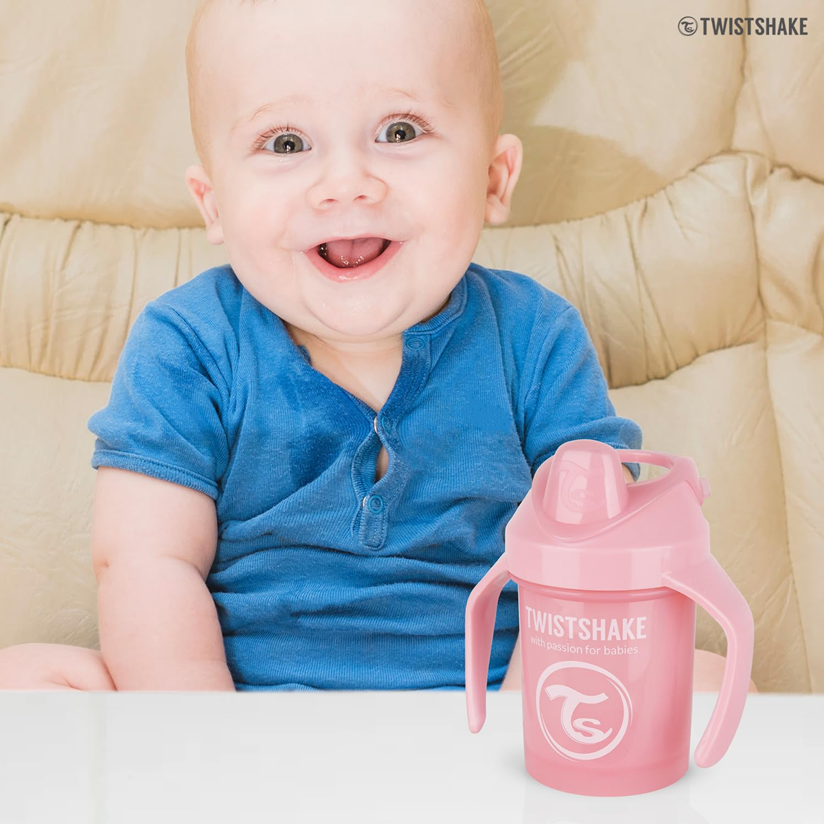 TWISTSHAKE Mini Cup netekoucí hrnek s náustkem a mixérem 230 ml 4 m+