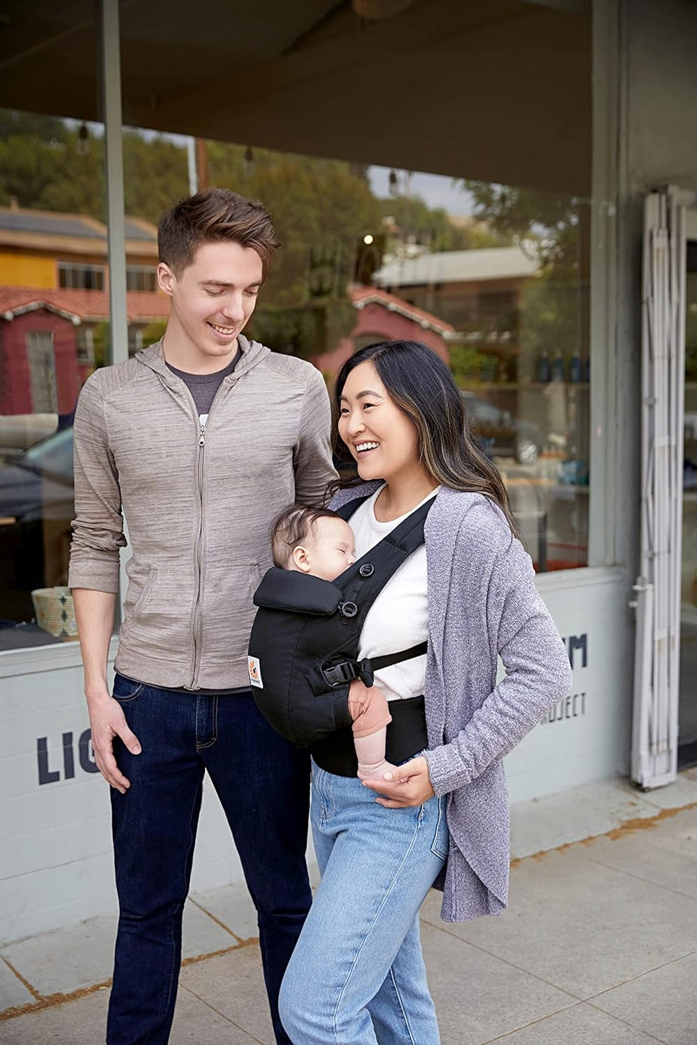 ERGOBABY ADAPT ergonomic baby carrier