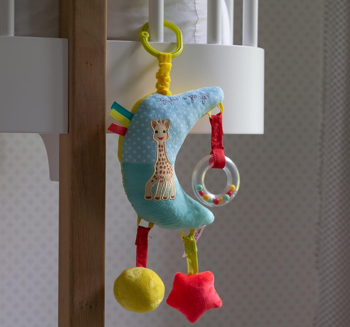 SOPHIE LA GIRAFE moon stroller, crib, car seat hanger