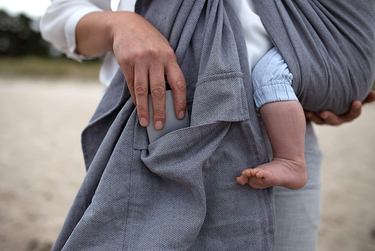 AMAZONE sling for carrying a child